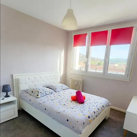 Appartamento Calme, 2 Chambres, Balcon&vue Dégagée Aurillac