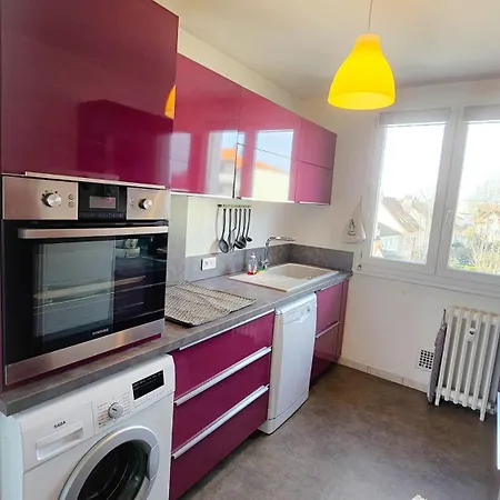Calme, 2 Chambres, Balcon & Vue Degagee Apartment *